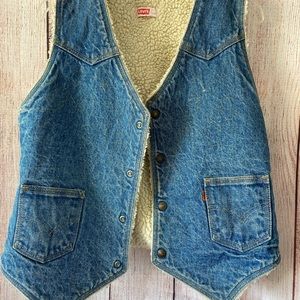 Men’s Levis Orange Tab Gilet Medium